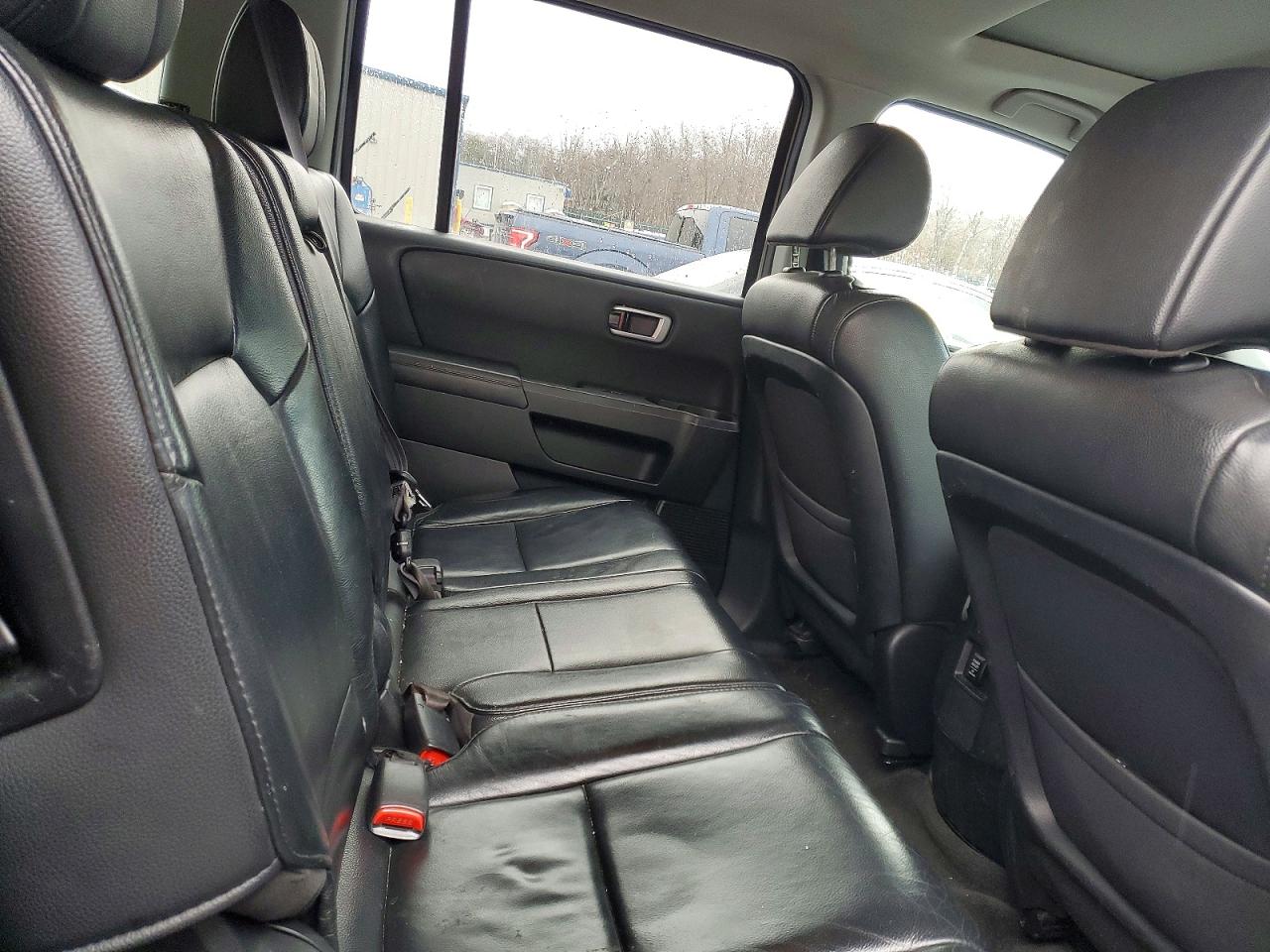2012 HONDA PILOT EXL photo 11