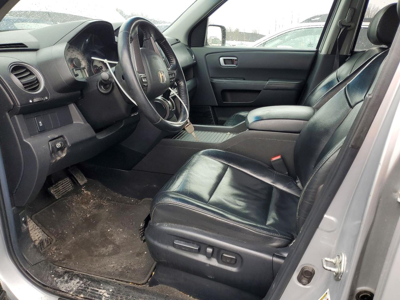 2012 HONDA PILOT EXL photo 7