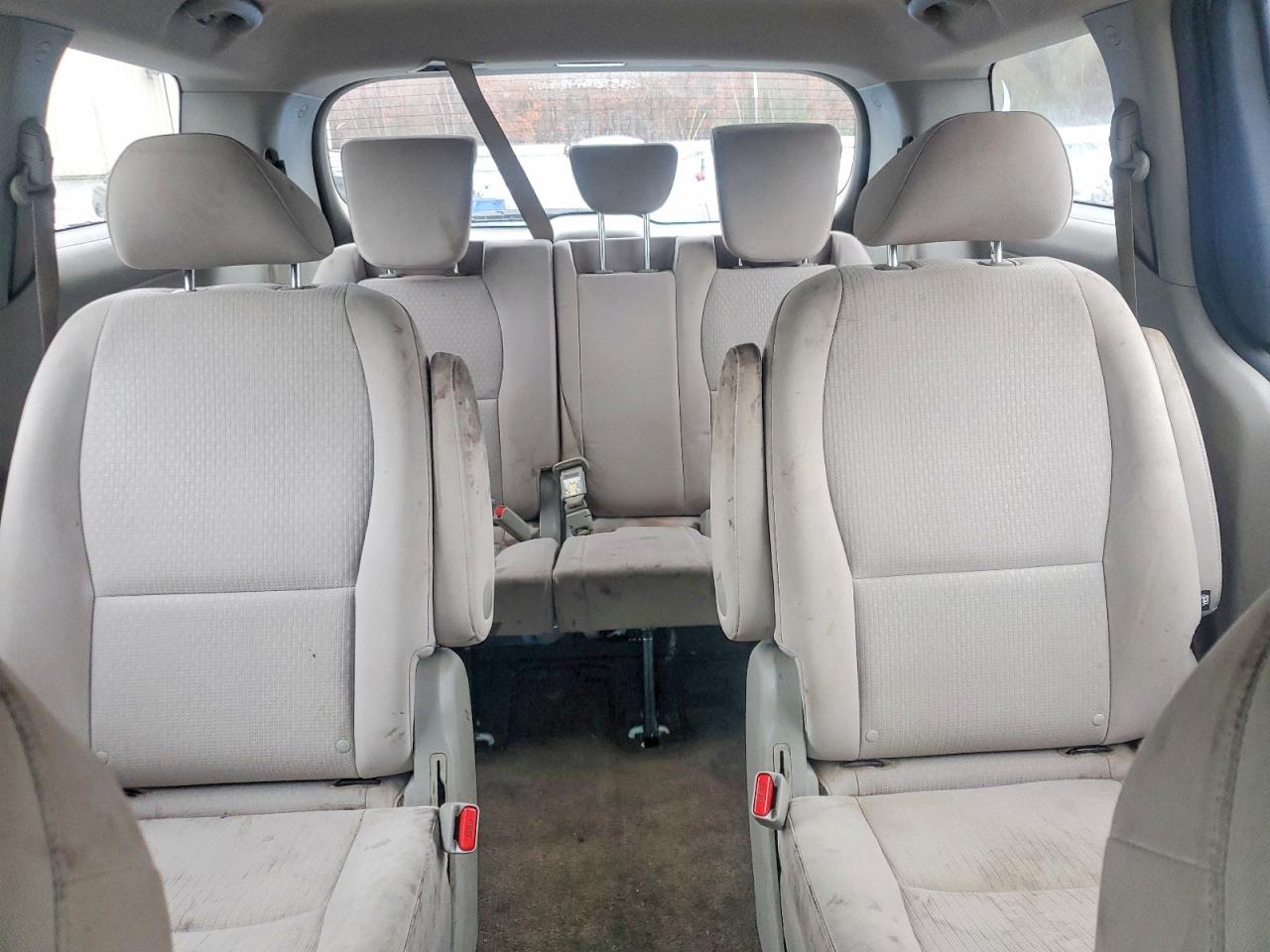 2016 KIA SEDONA L photo 10