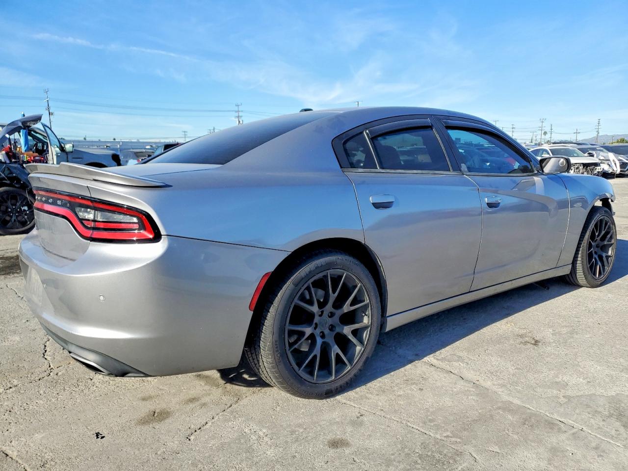 2015 DODGE CHARGER SE photo 3
