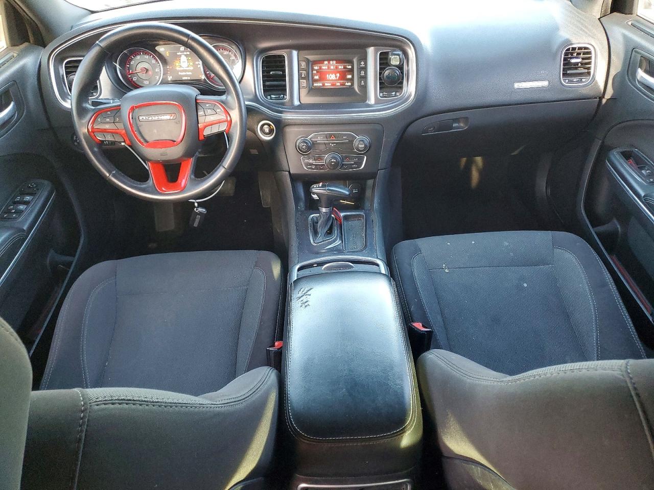 2015 DODGE CHARGER SE photo 8