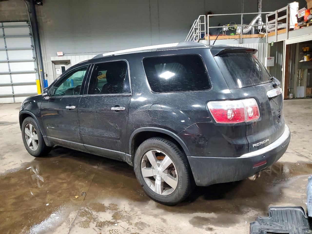 2010 GMC ACADIA SLT-1 photo 2