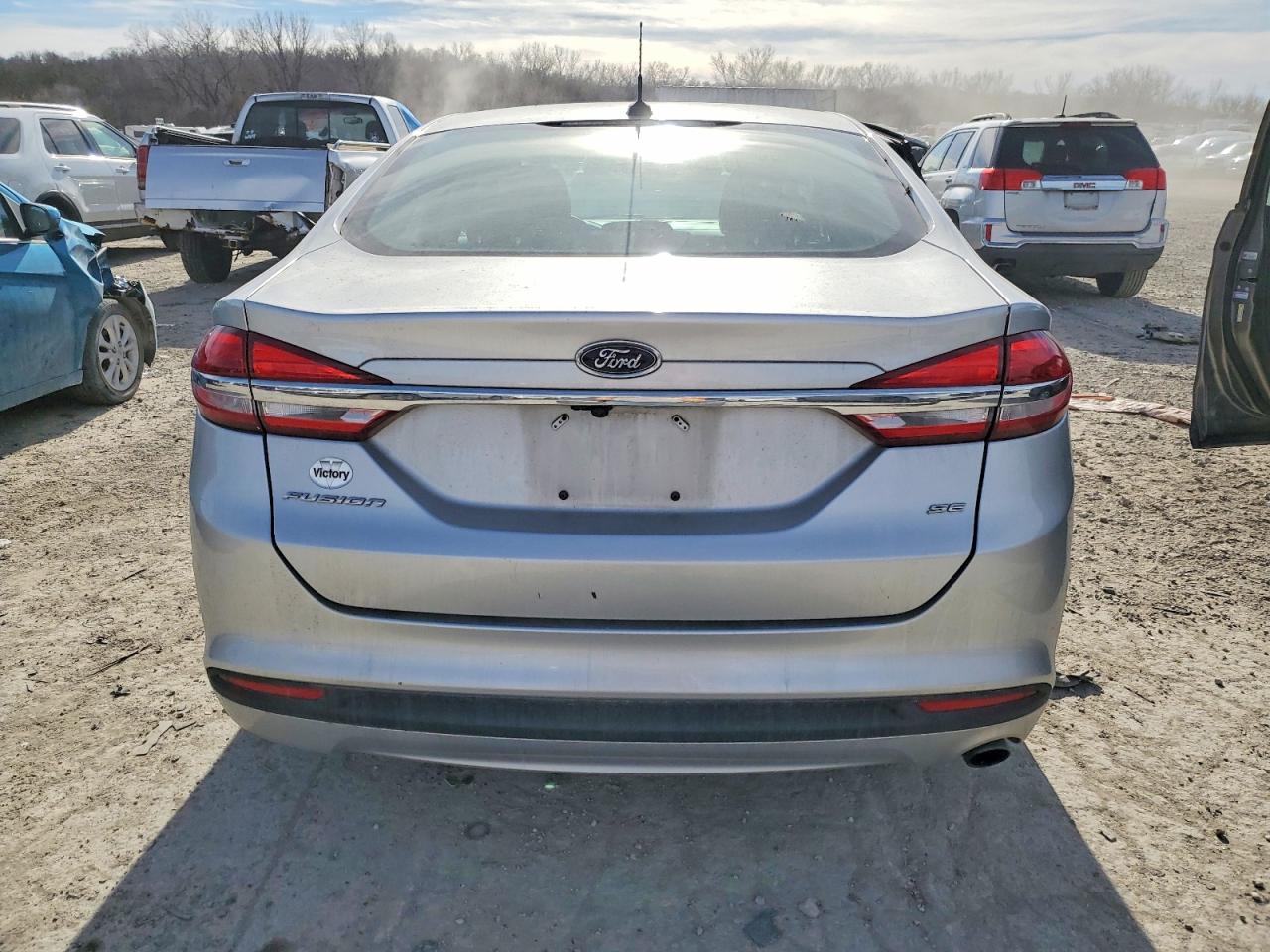 2017 FORD FUSION SE photo 6