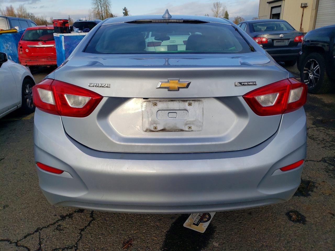 2017 CHEVROLET CRUZE PREMIER photo 11