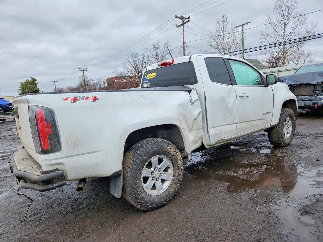2019 CHEVROLET COLORADO photo 3