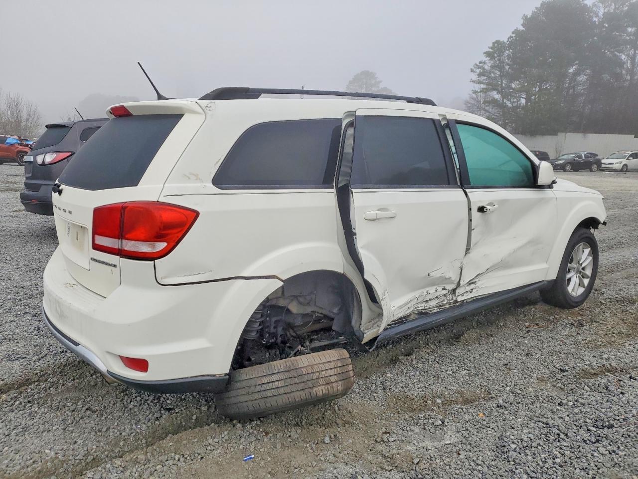 2017 DODGE JOURNEY SXT photo 3
