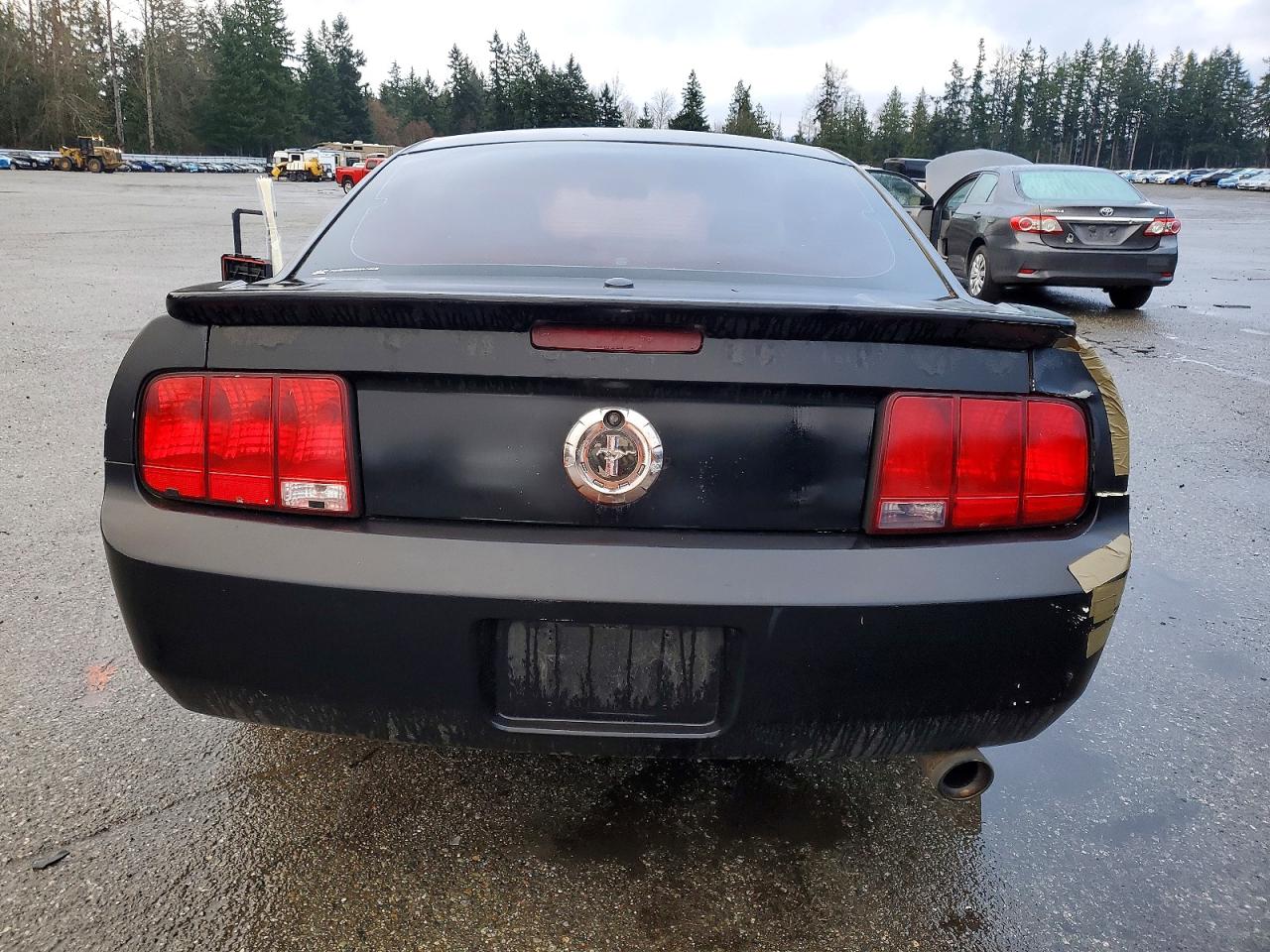 2005 FORD MUSTANG photo 6