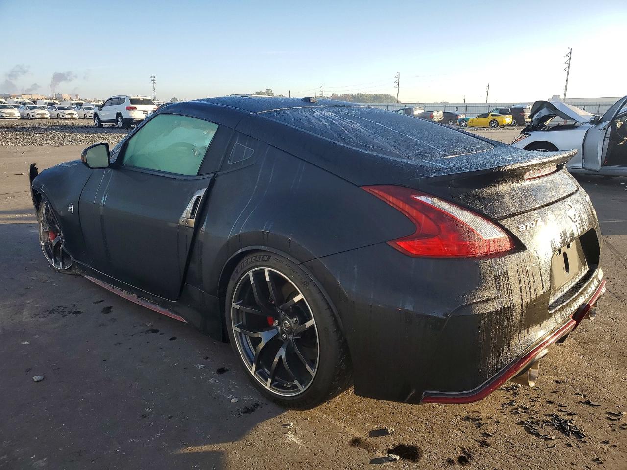2018 NISSAN 370Z BASE photo 3