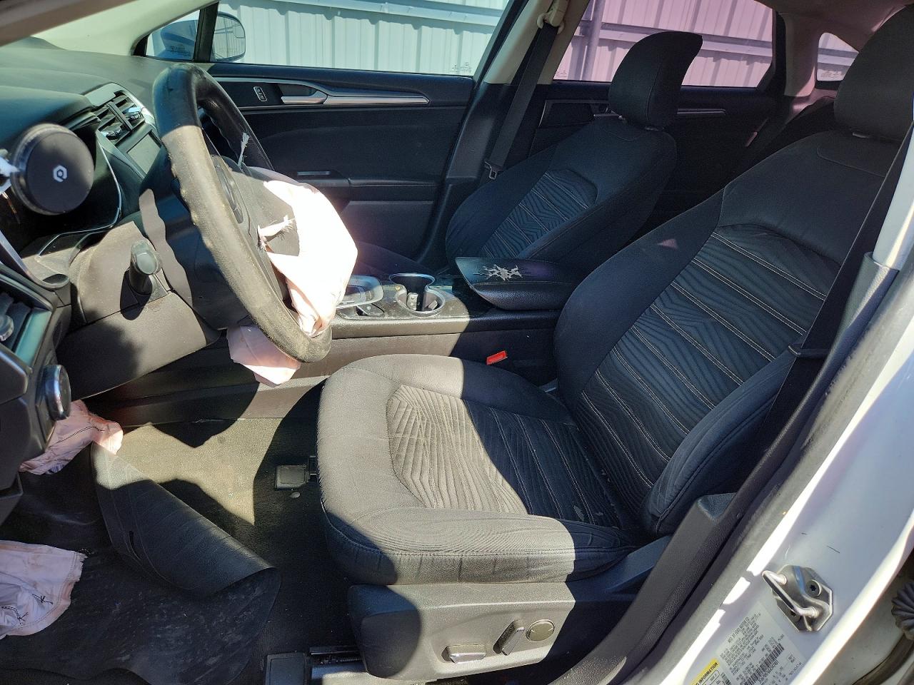 2016 FORD FUSION SE photo 13