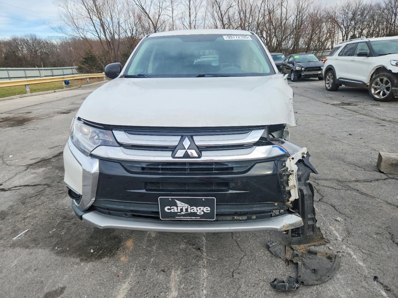 2018 MITSUBISHI OUTLANDER ES photo 5