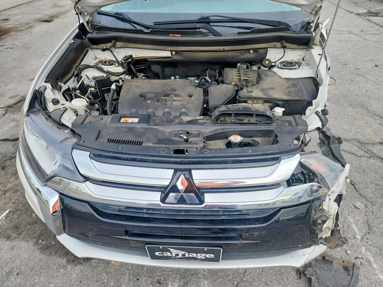 2018 MITSUBISHI OUTLANDER ES photo 12