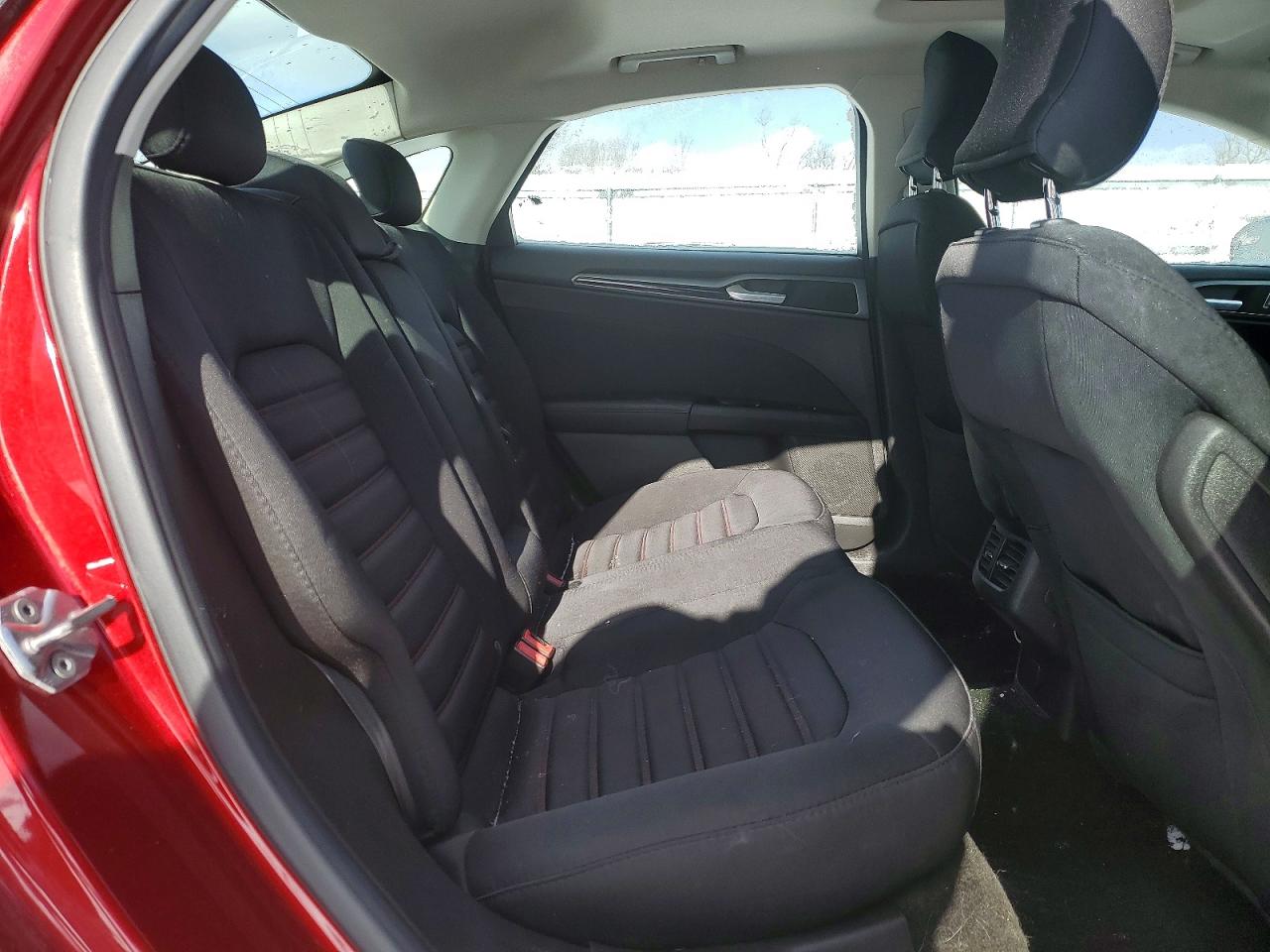 2016 FORD FUSION SE photo 10