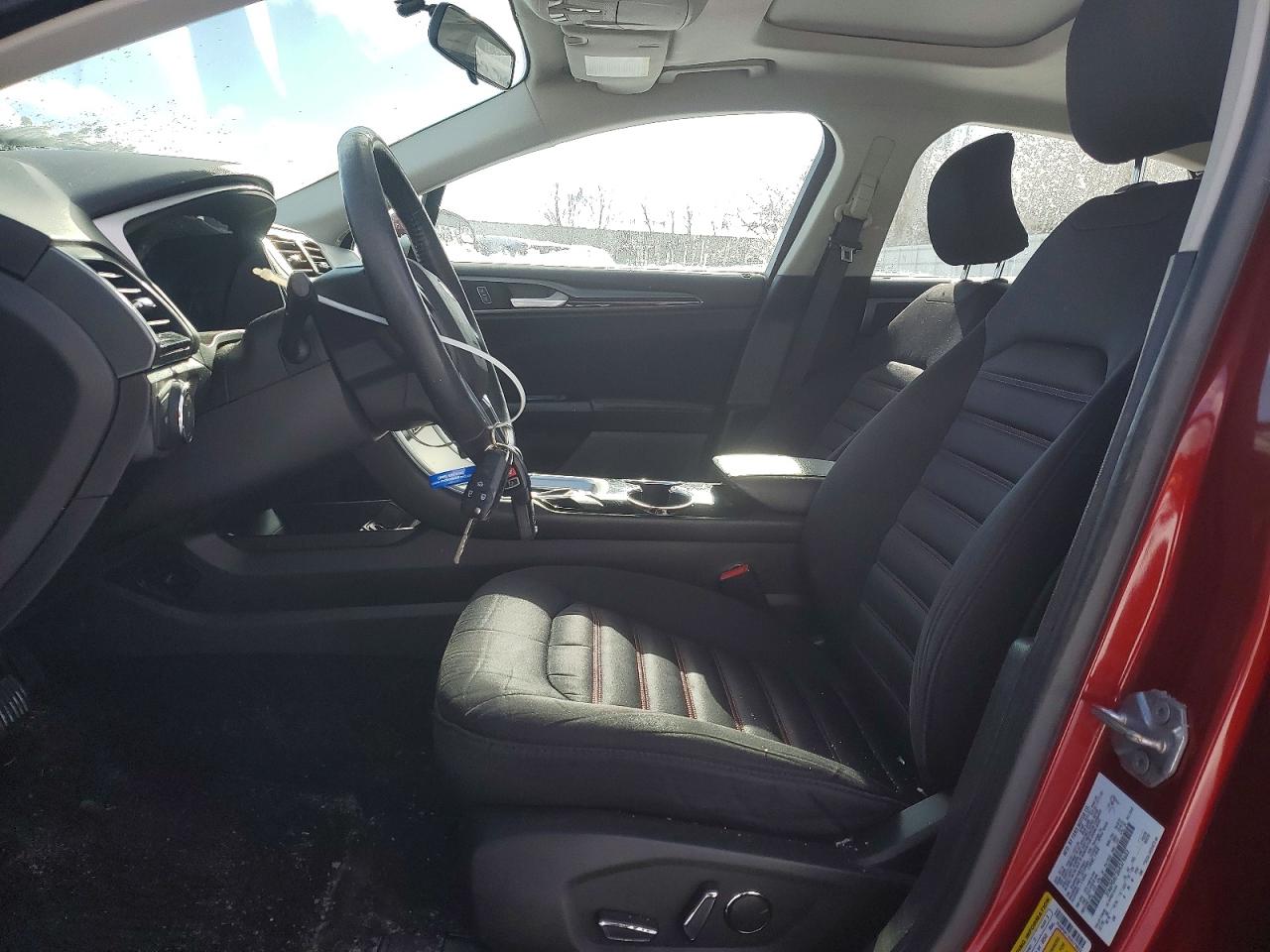 2016 FORD FUSION SE photo 7