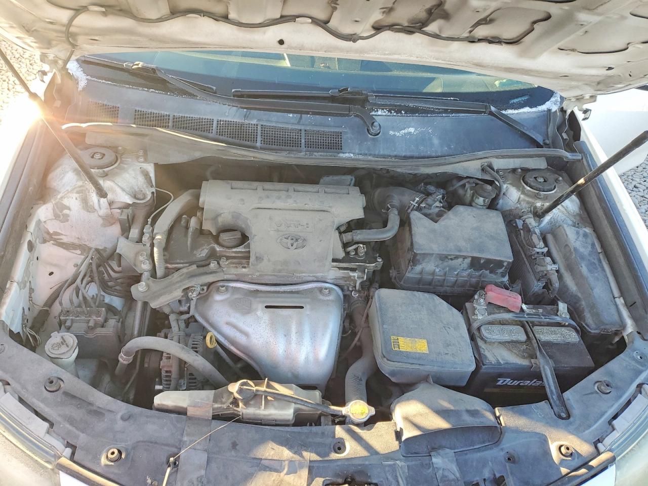 2013 TOYOTA CAMRY L photo 11