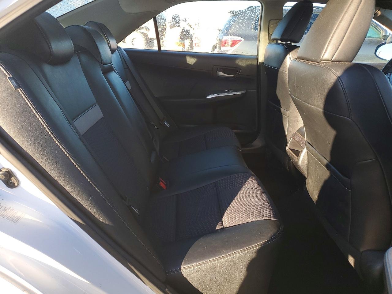 2013 TOYOTA CAMRY L photo 10