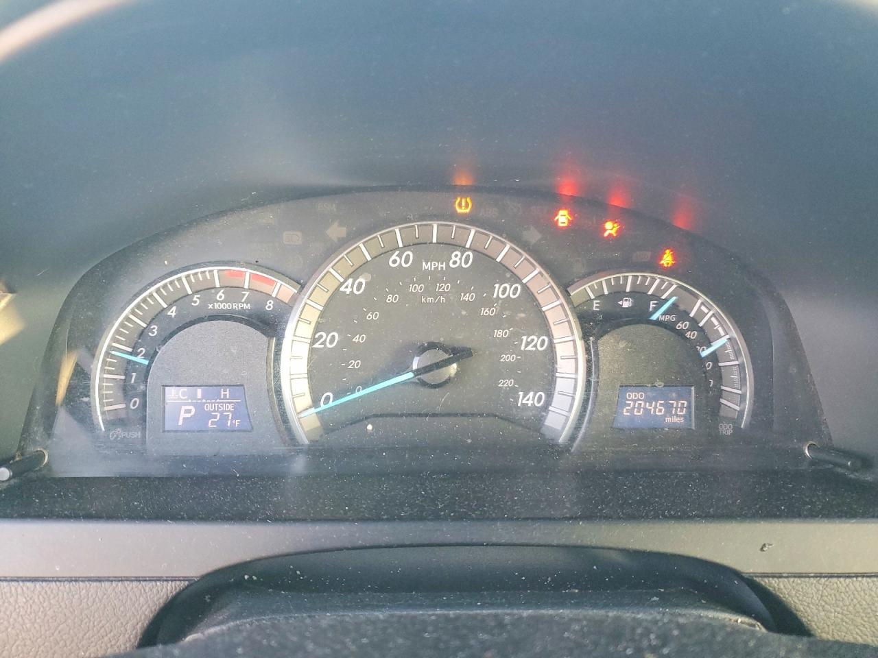 2013 TOYOTA CAMRY L photo 9
