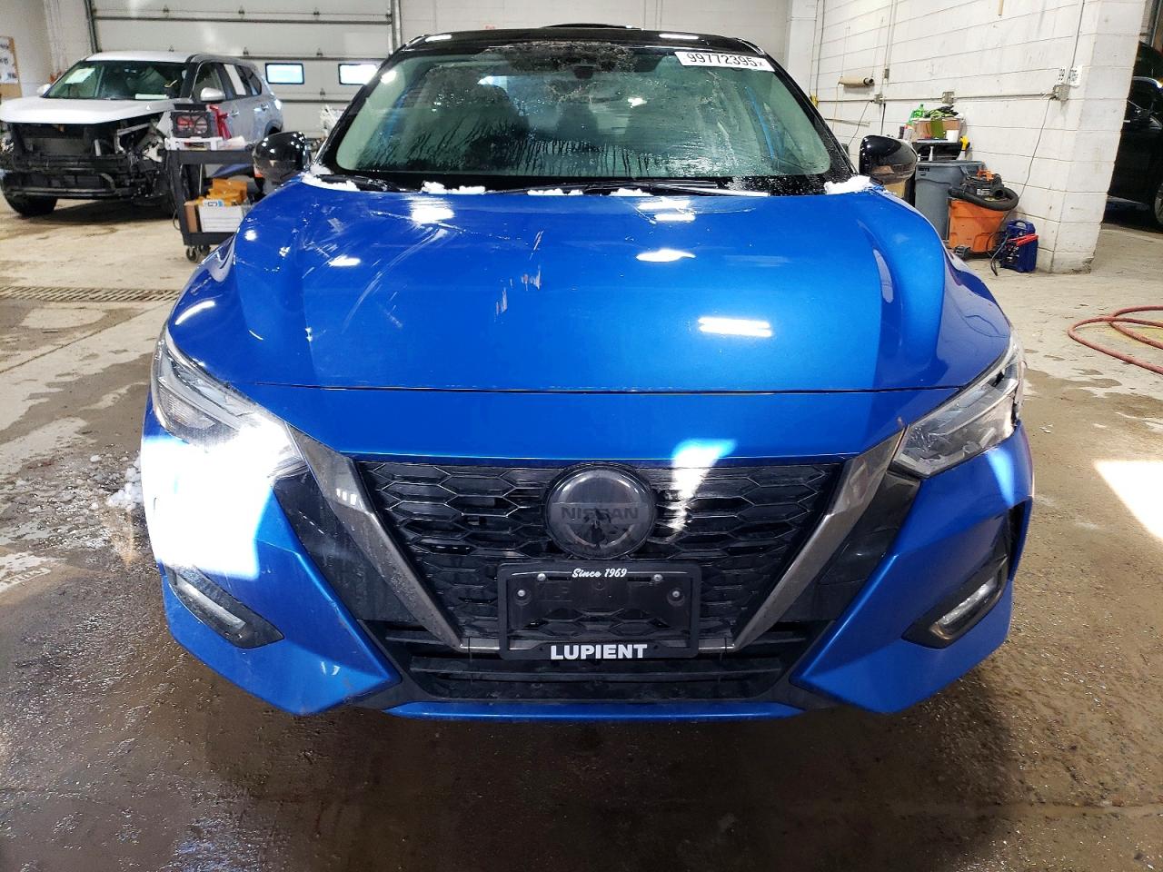 2022 NISSAN SENTRA SR photo 5