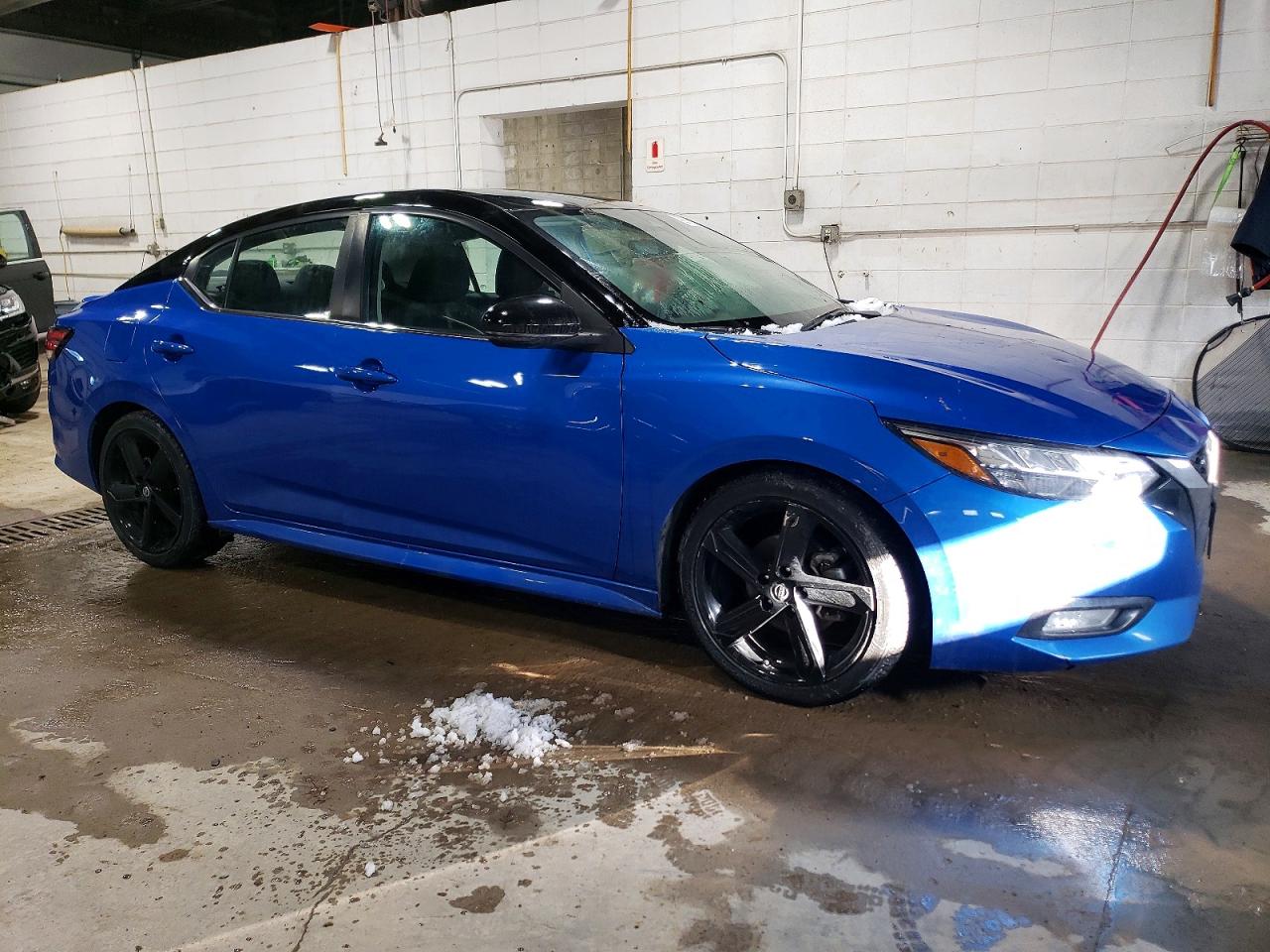 2022 NISSAN SENTRA SR photo 4