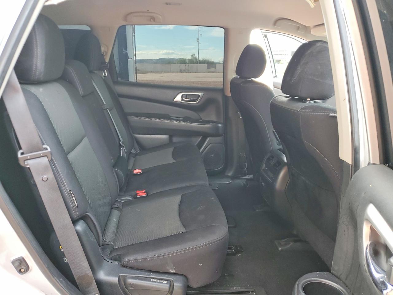 2020 NISSAN PATHFINDER SV photo 11