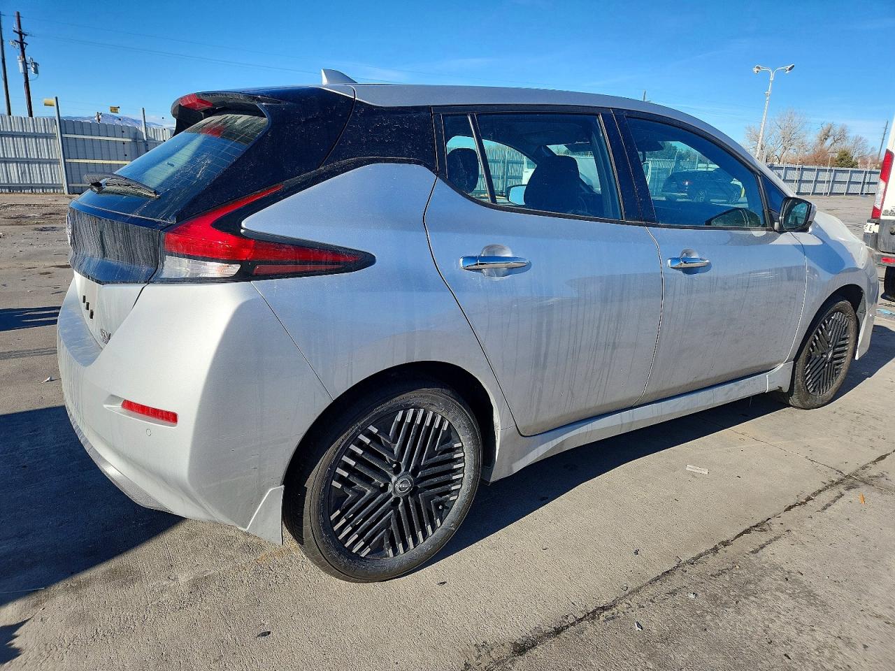 2025 NISSAN LEAF SV PLUS photo 3