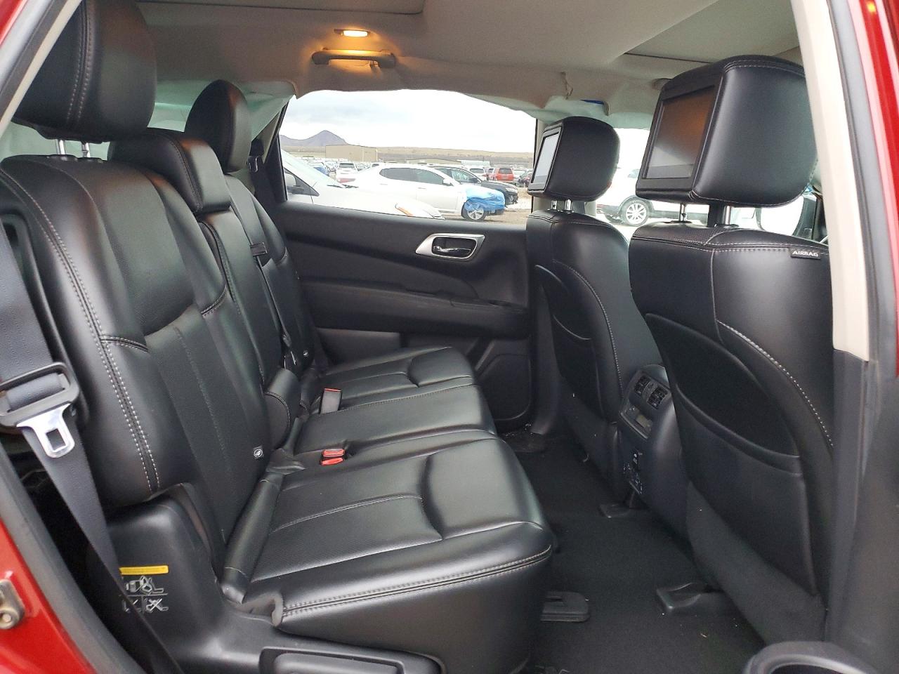 2017 NISSAN PATHFINDER S photo 11