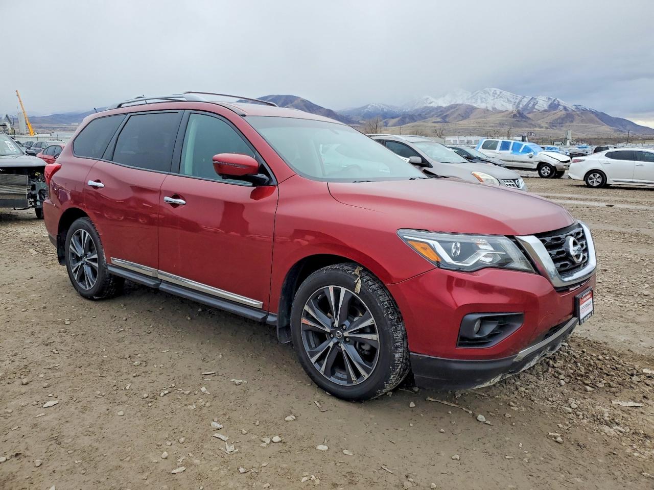 2017 NISSAN PATHFINDER S photo 4