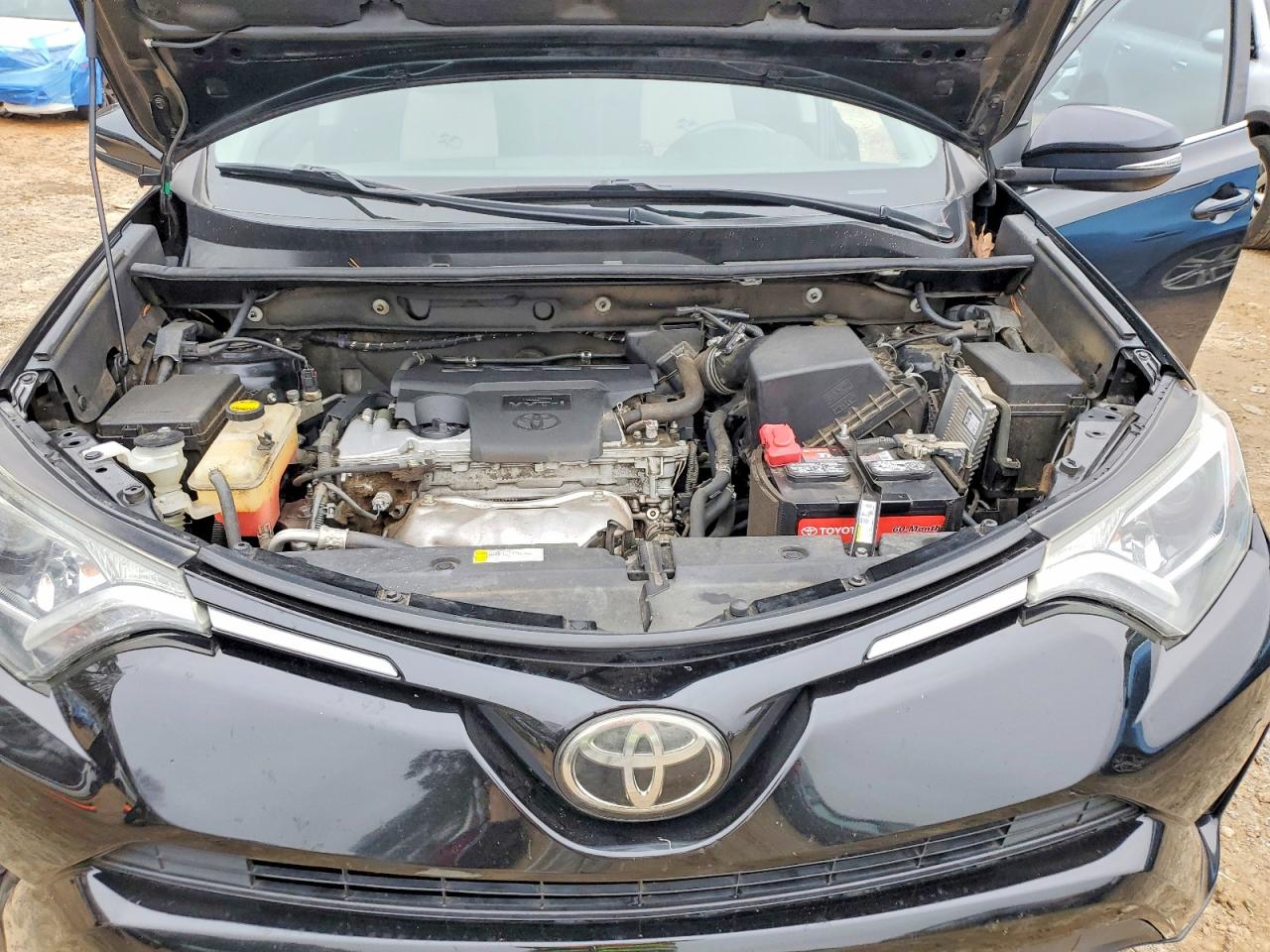2017 TOYOTA RAV4 XLE photo 12