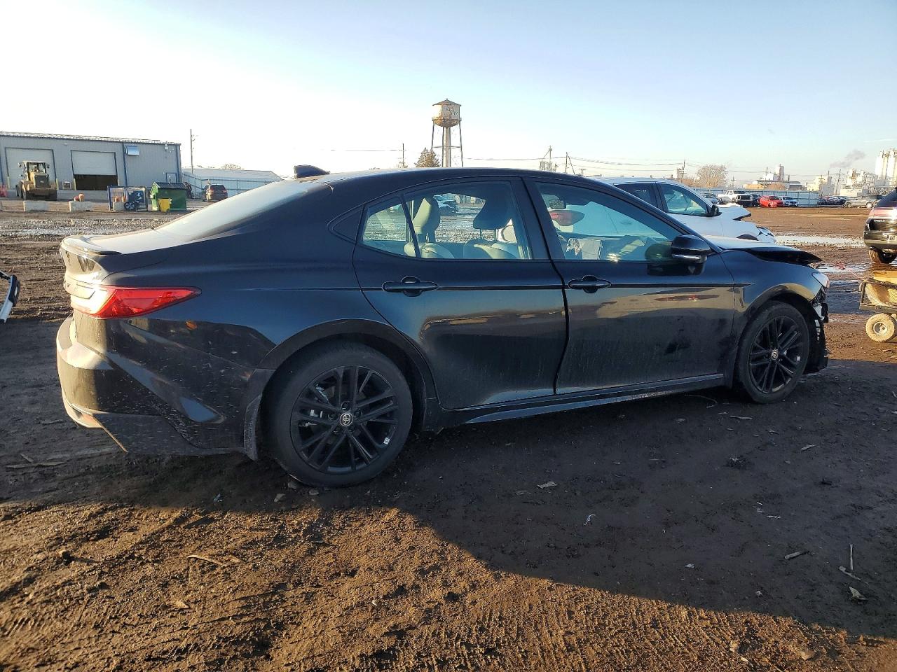 2025 TOYOTA CAMRY XSE photo 3