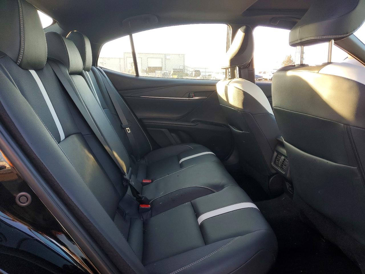 2025 TOYOTA CAMRY XSE photo 10
