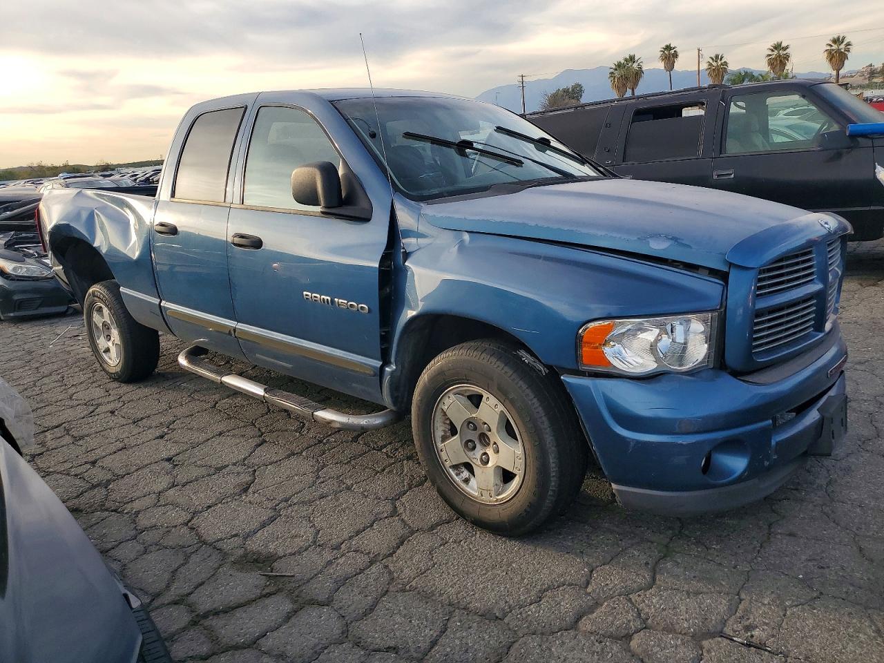 2004 DODGE RAM 1500 ST photo 4