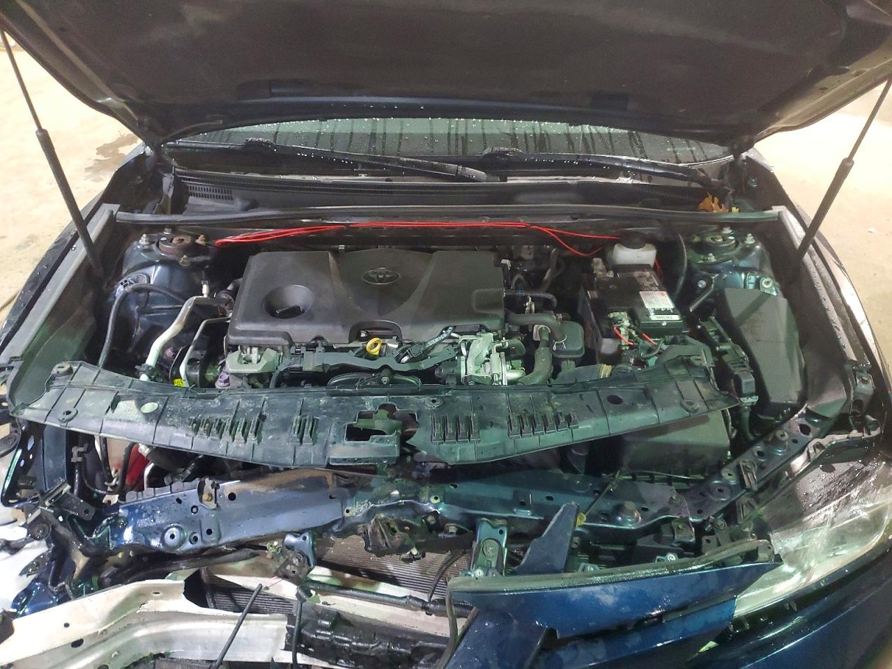 2019 TOYOTA CAMRY LE photo 11