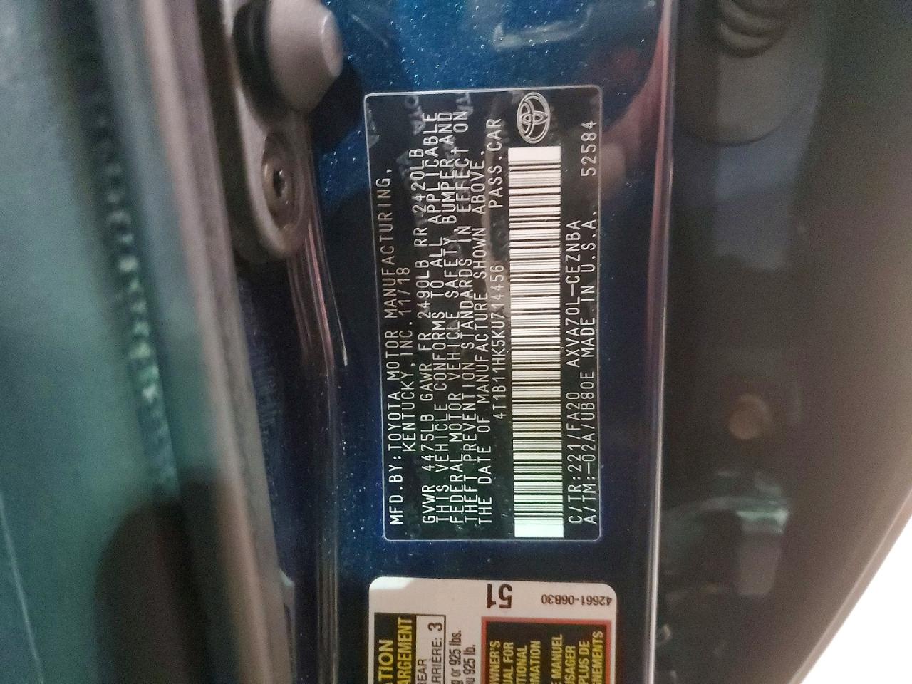 2019 TOYOTA CAMRY LE photo 13