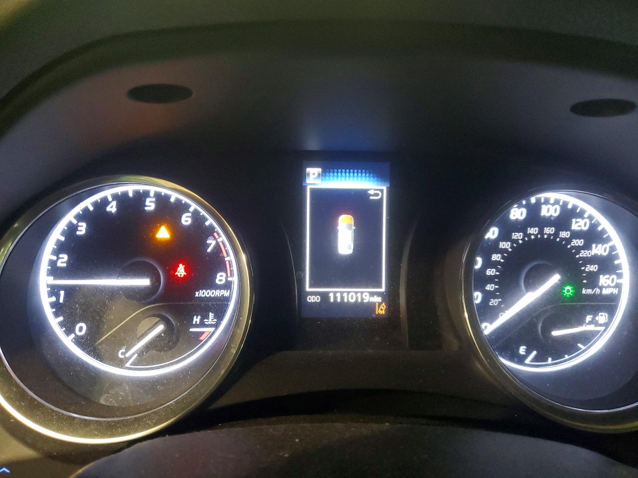 2019 TOYOTA CAMRY LE photo 9