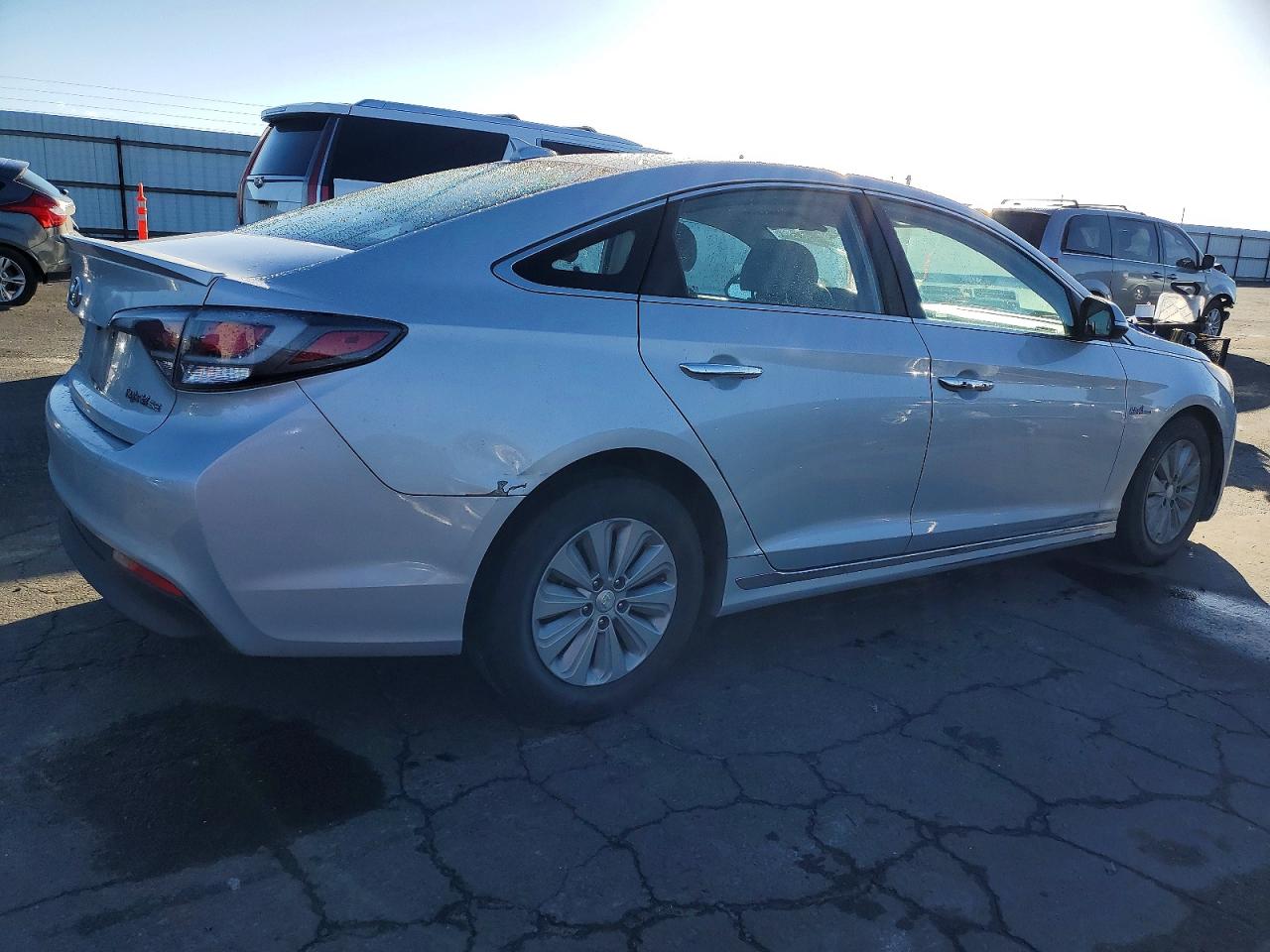 2016 HYUNDAI SONATA HYBRID photo 3
