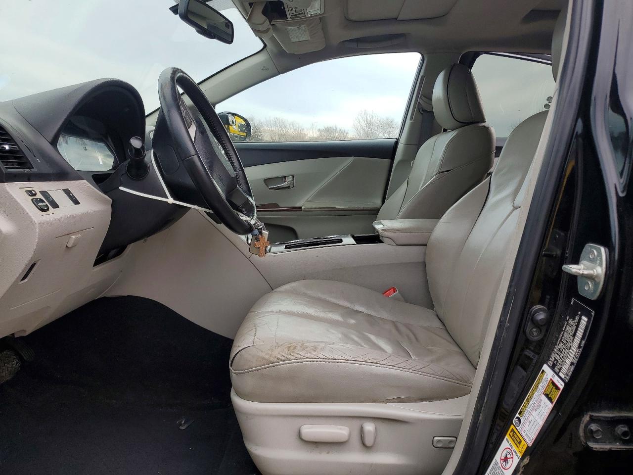 2009 TOYOTA VENZA photo 7