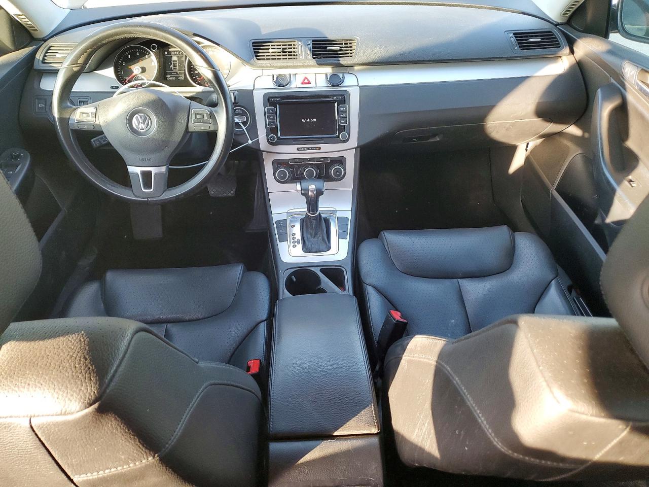 2010 VOLKSWAGEN PASSAT KOMFORT photo 8