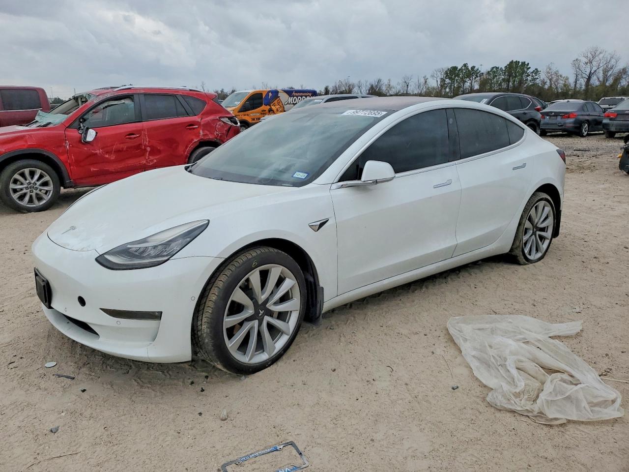2018 TESLA MODEL 3
