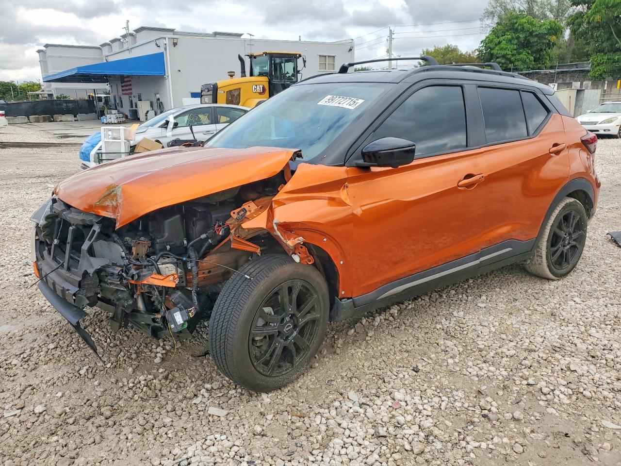 2023 NISSAN KICKS