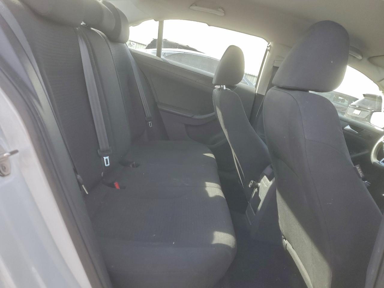 2016 VOLKSWAGEN JETTA S photo 10