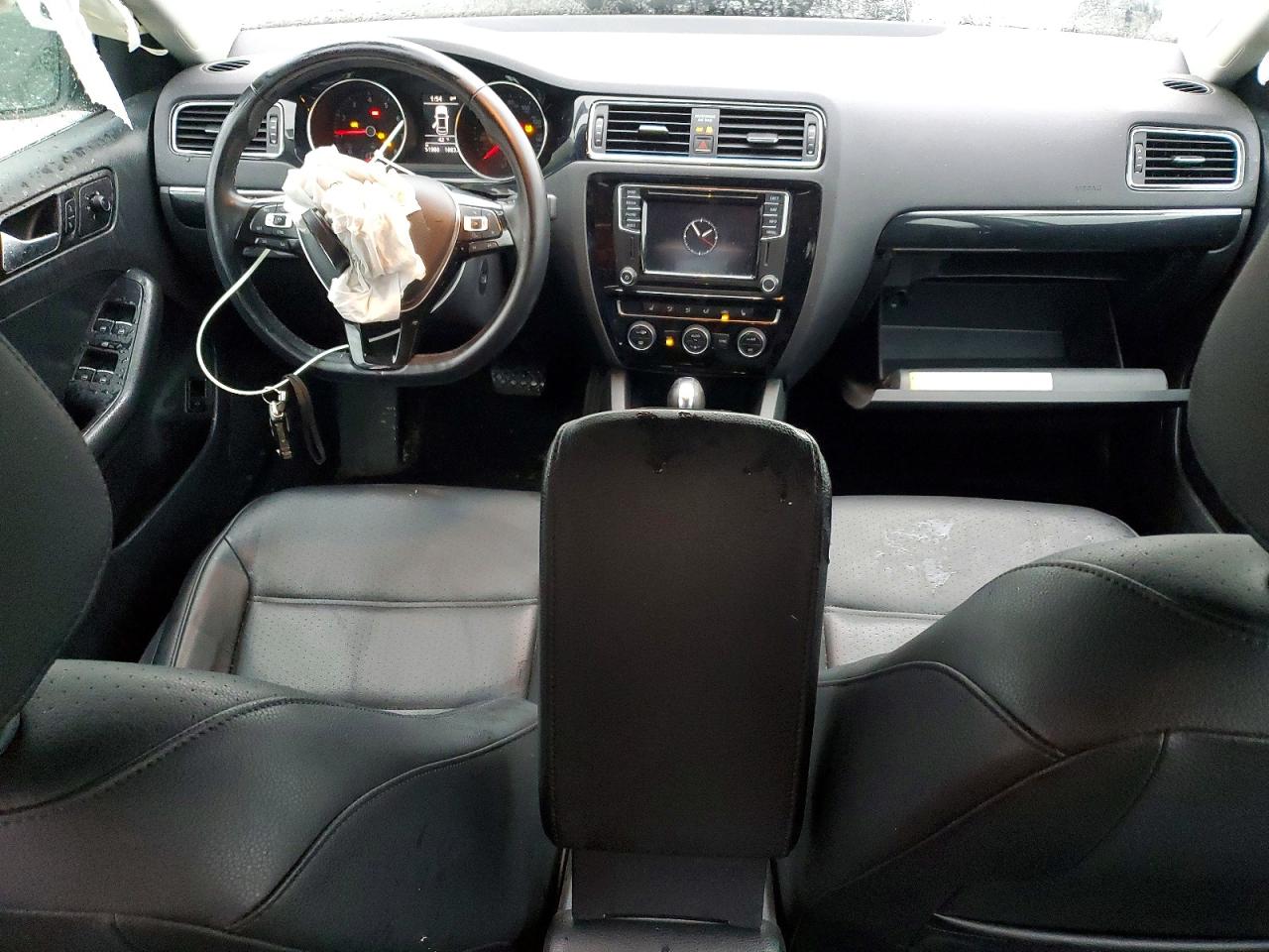2017 VOLKSWAGEN JETTA SEL photo 15