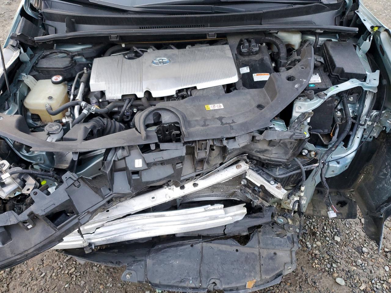 2018 TOYOTA PRIUS photo 21