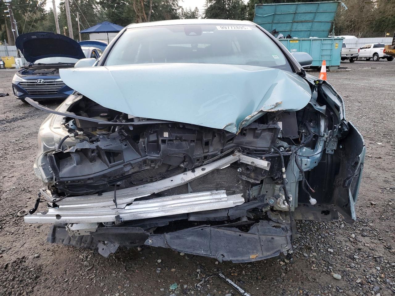2018 TOYOTA PRIUS photo 9