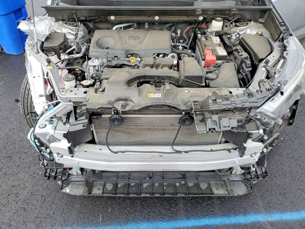 2024 TOYOTA RAV4 XLE PREMIUM photo 11