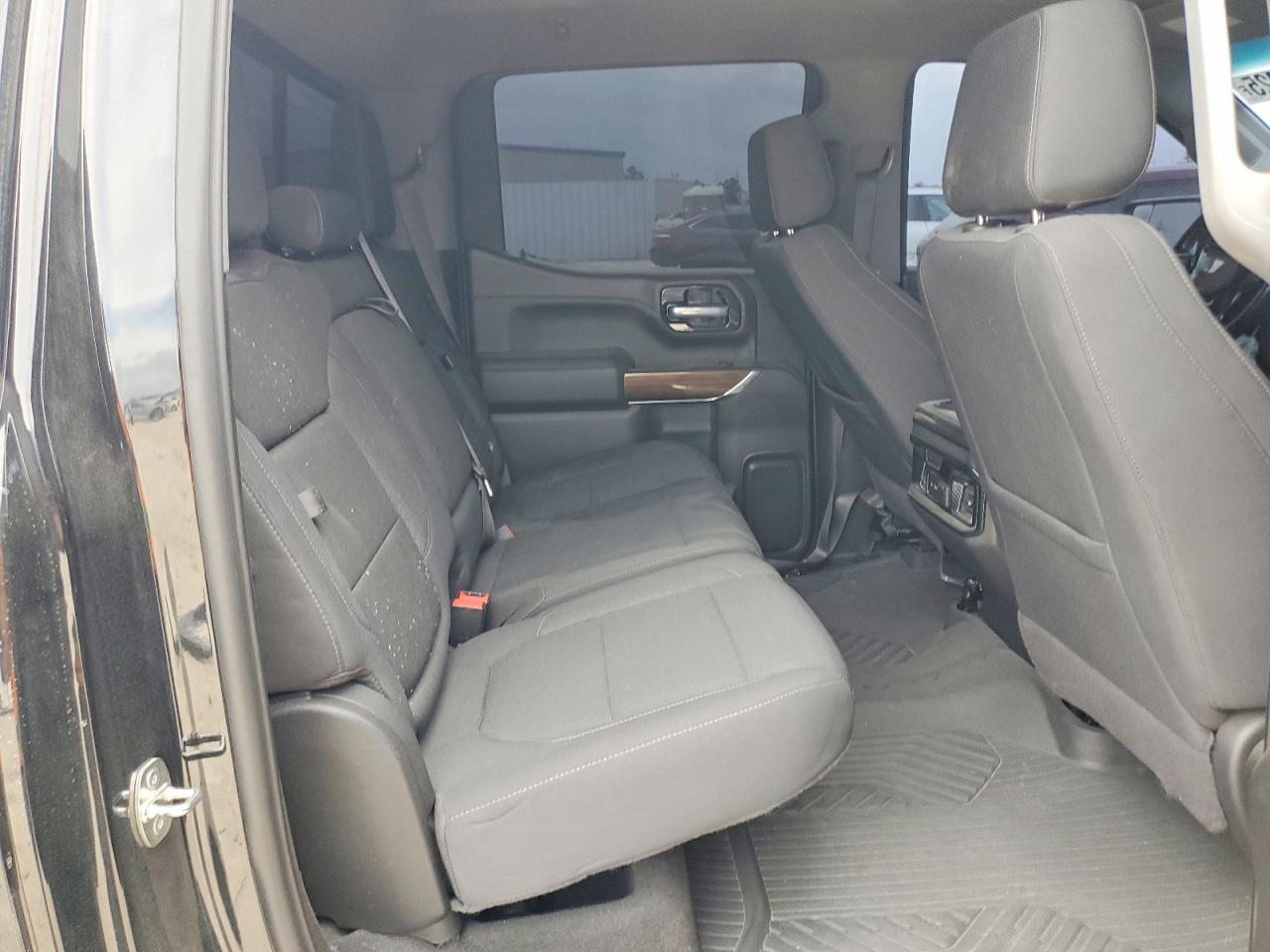 2021 CHEVROLET SILVERADO K1500 RST photo 10