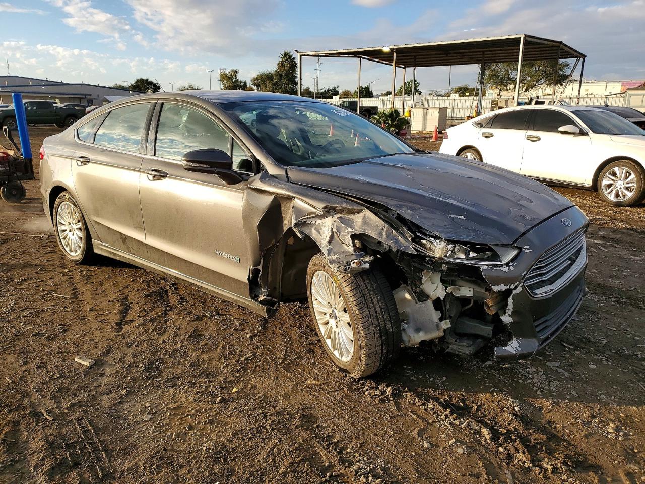 2016 FORD FUSION SE HYBRID photo 4