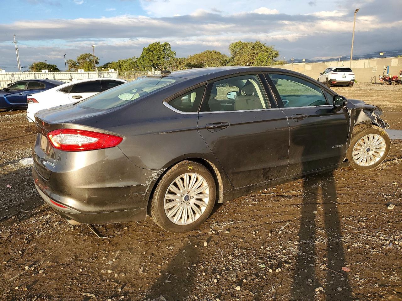 2016 FORD FUSION SE HYBRID photo 3