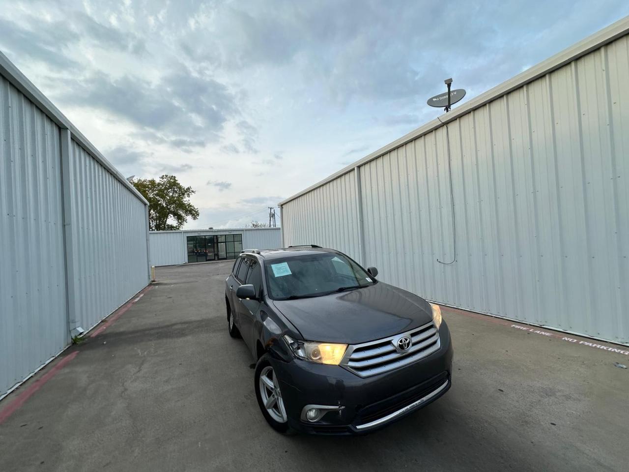 2012 TOYOTA HIGHLANDER