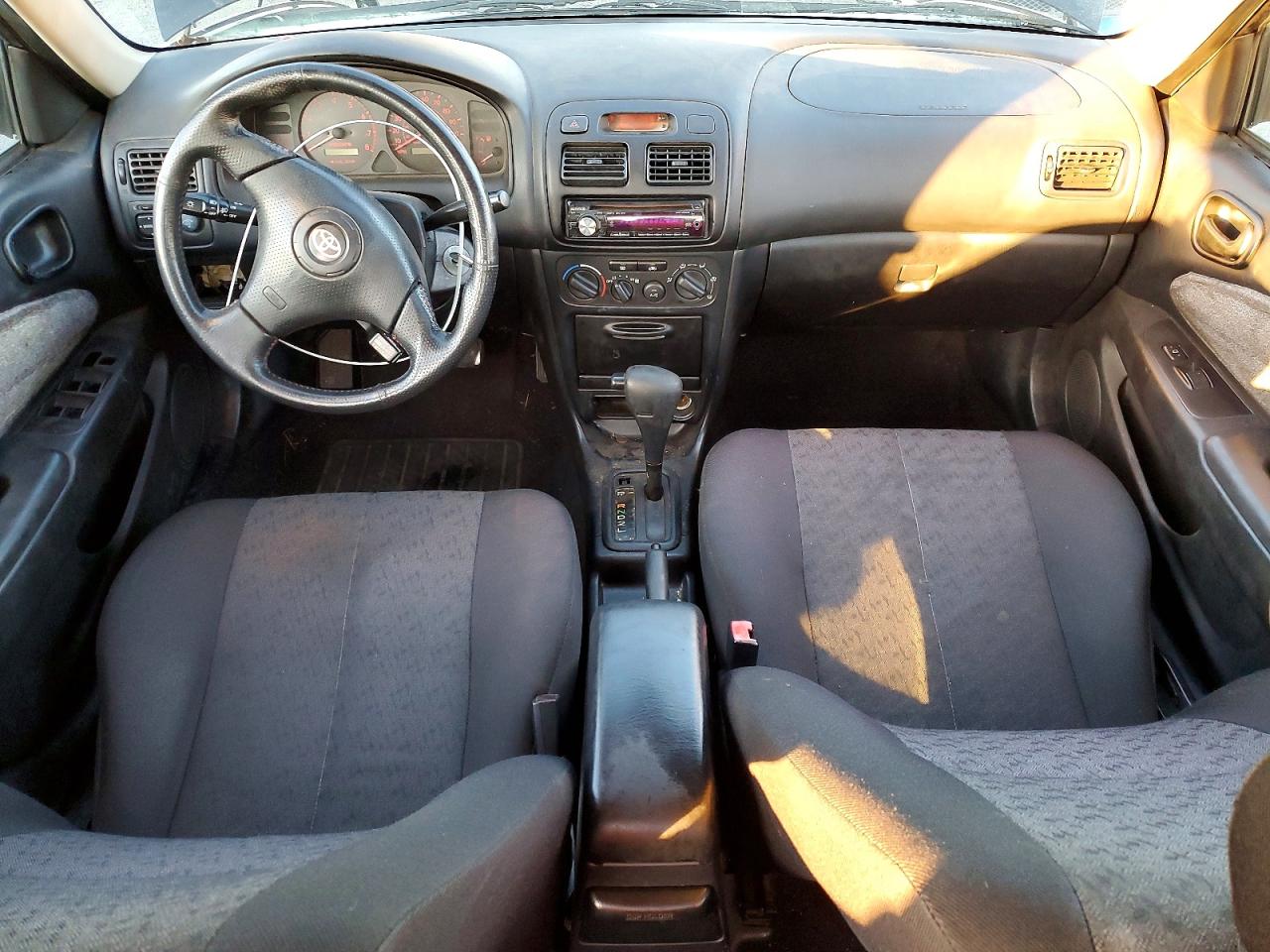 2001 TOYOTA COROLLA CE photo 22
