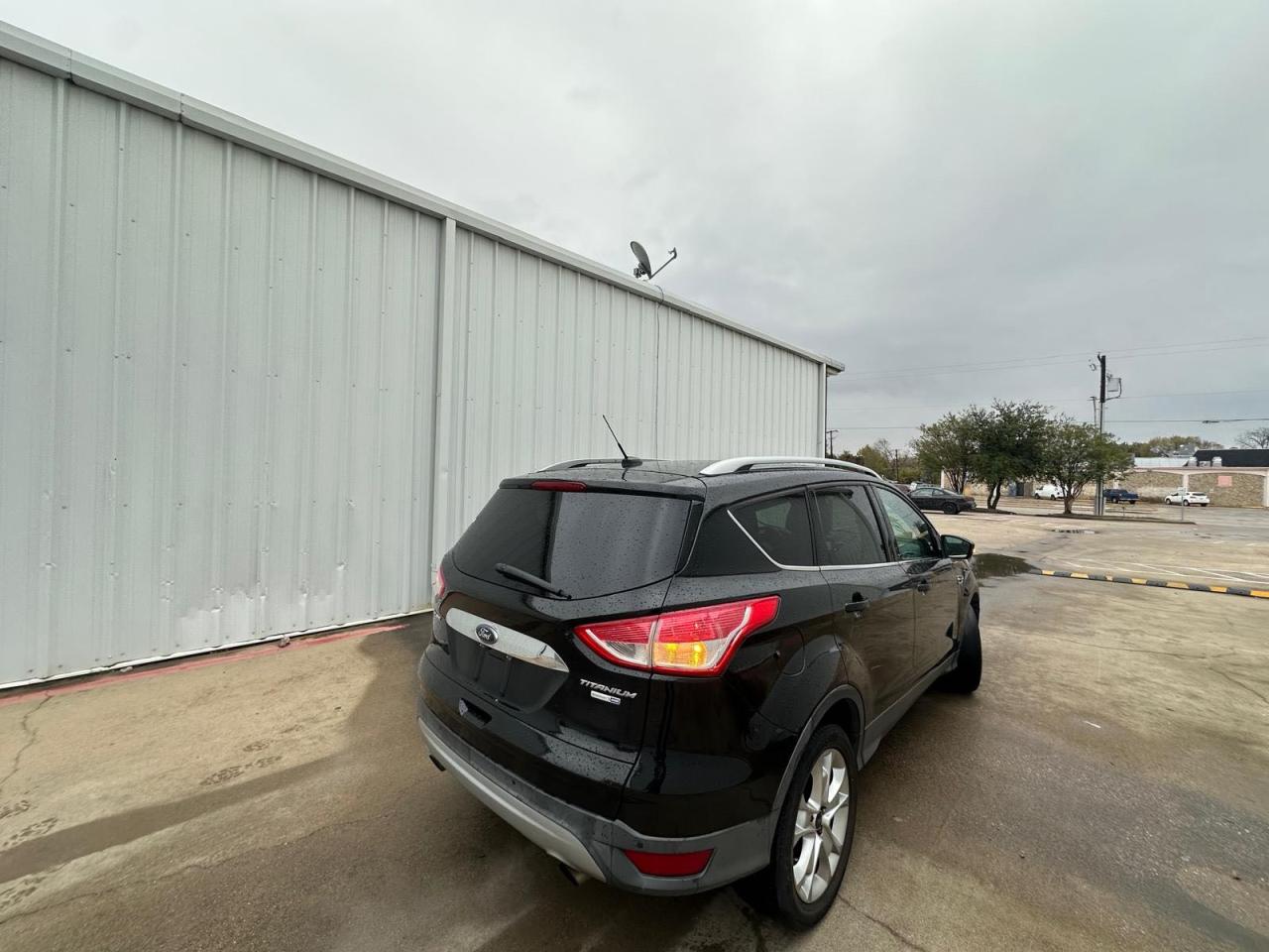 2016 FORD ESCAPE TITANIUM photo 4