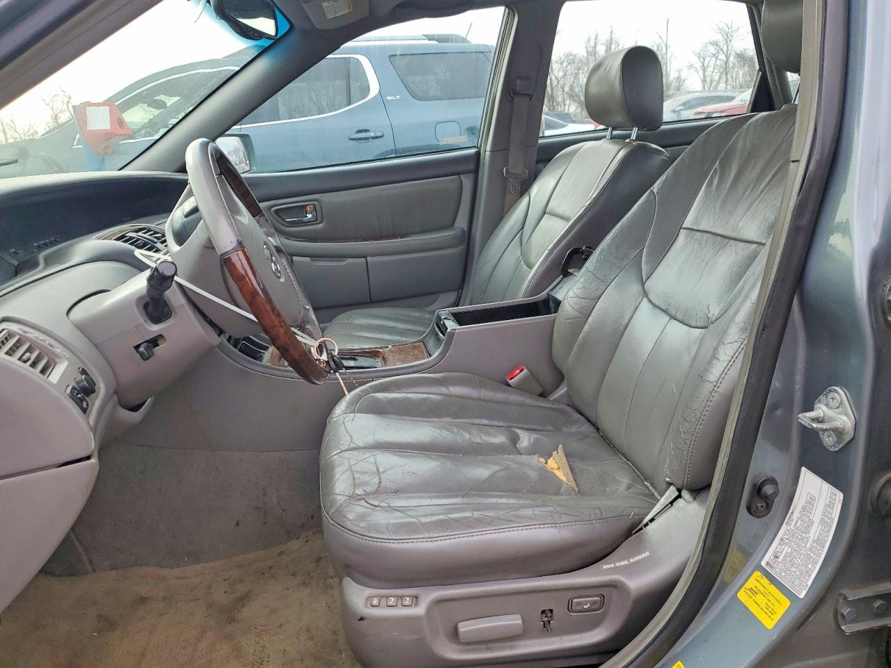 2003 TOYOTA AVALON photo 13